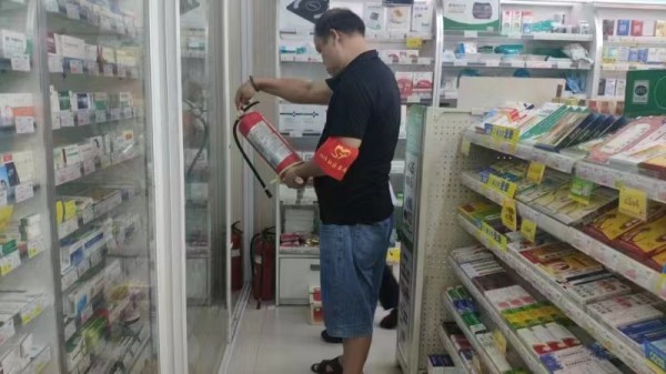 党群监督齐参与 筑牢安全防线——开福区江湾社区纪检人在行动